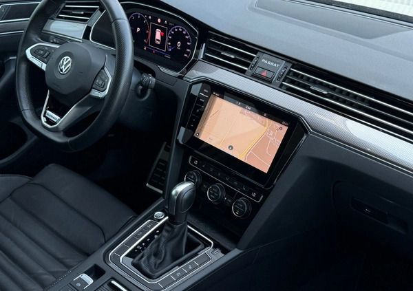 Volkswagen Passat cena 159999 przebieg: 45518, rok produkcji 2020 z Sieniawa małe 596